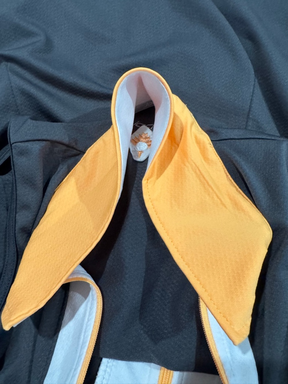Jofit Golf Sleeveless Polo 1/4 Zip White Collar Orange Trim Women's Size Medium - Picture 6 of 9